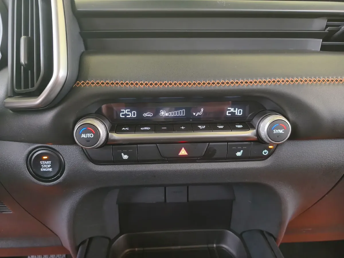 2023 Mazda CX-50 2.0L 155HP L4 6AT,autocango,china used car exporter,china ev exporter,chinese used car exporter,chinese used ev exporter