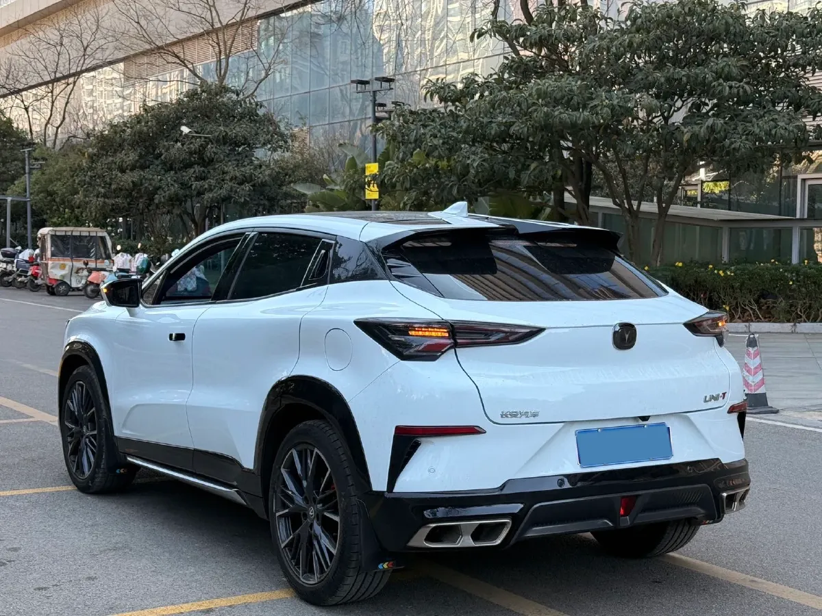 2023 ChangAn UNI-T 1.5T 188HP L4 7DCT,autocango,china used car exporter,china ev exporter,chinese used car exporter,chinese used ev exporter