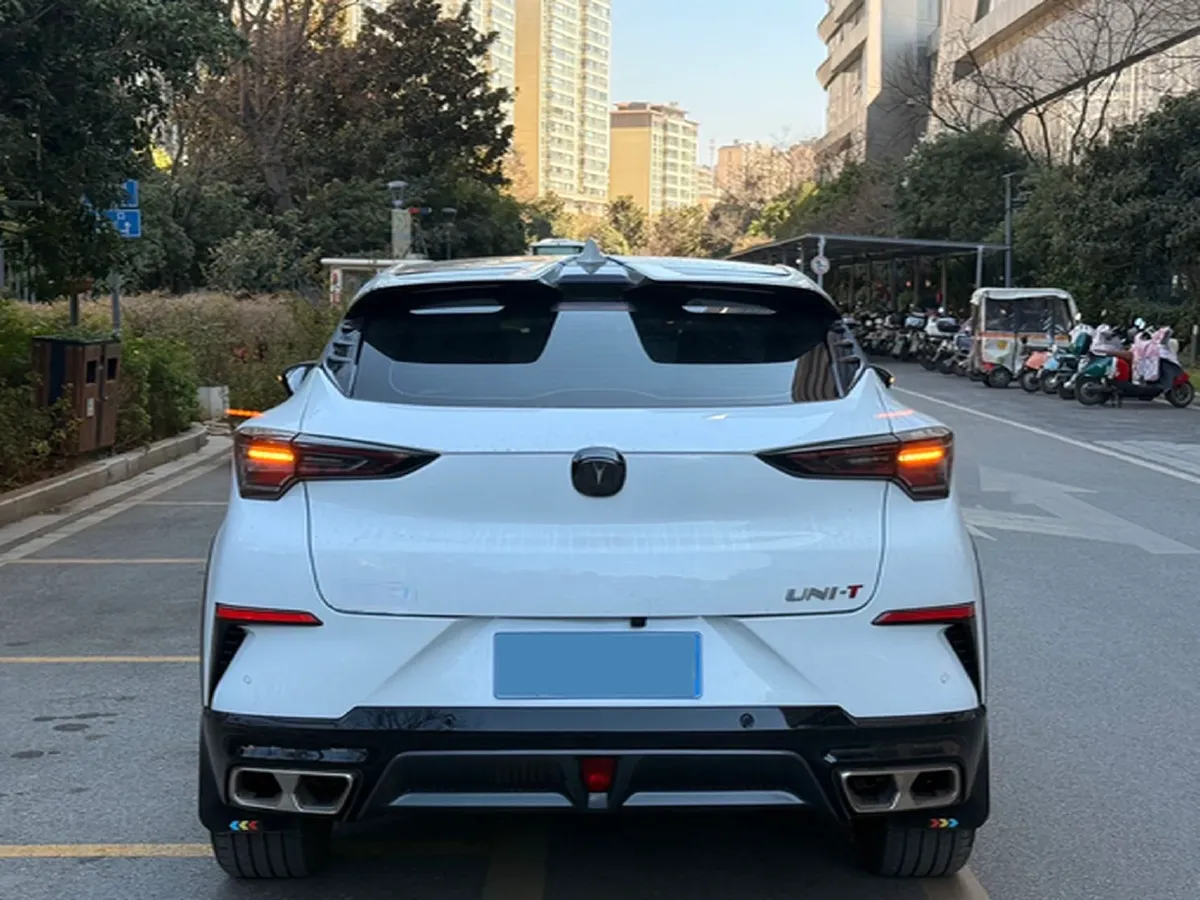 2023 ChangAn UNI-T 1.5T 188HP L4 7DCT,autocango,china used car exporter,china ev exporter,chinese used car exporter,chinese used ev exporter