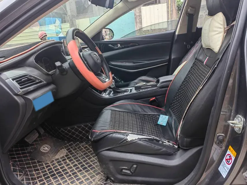 2021 ChangAn Raeton CC 1.5T 180HP L4 7DCT,autocango,china used car exporter,china ev exporter,chinese used car exporter,chinese used ev exporter