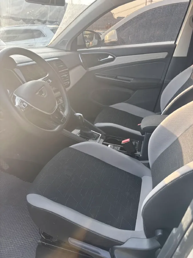 2023 Jetta VS5 1.4T 150HP L4 6AT,autocango,china used car exporter,china ev exporter,chinese used car exporter,chinese used ev exporter