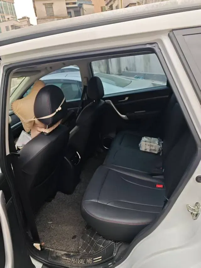2019 Haval M6 1.5T 150HP L4 6MT,autocango,china used car exporter,china ev exporter,chinese used car exporter,chinese used ev exporter