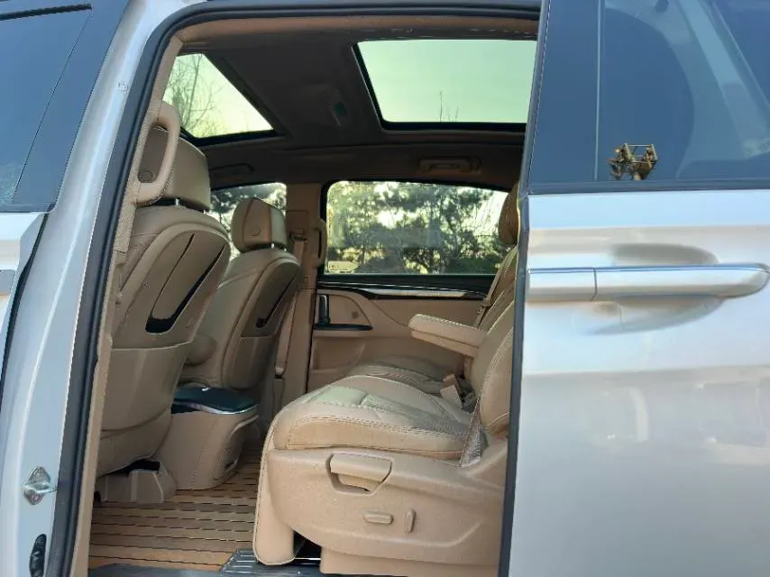 2018 Buick GL8 2.0T 260HP L4 6AT,autocango,china used car exporter,china ev exporter,chinese used car exporter,chinese used ev exporter