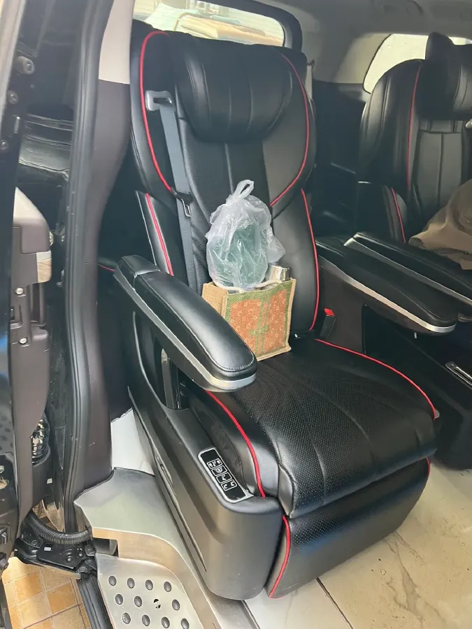 2021 GAC Trumpchi M8 2.0T 252HP L4 8AT,autocango,china used car exporter,china ev exporter,chinese used car exporter,chinese used ev exporter