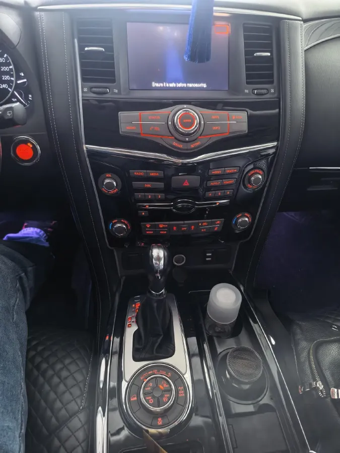 2018 Nissan Patrol 4.0L 279HP V6 7AT,autocango,china used car exporter,china ev exporter,chinese used car exporter,chinese used ev exporter