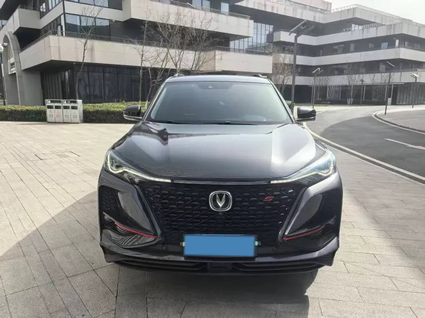 2020 ChangAn CS75 Plus 2.0T 233HP L4 8AT,autocango,china used car exporter,china ev exporter,chinese used car exporter,chinese used ev exporter