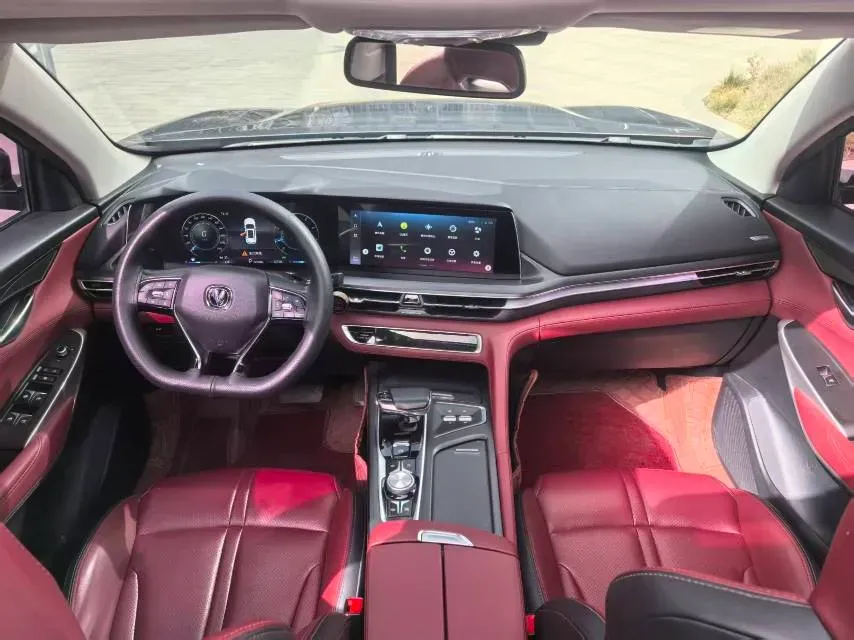 2020 ChangAn CS75 Plus 2.0T 233HP L4 8AT,autocango,china used car exporter,china ev exporter,chinese used car exporter,chinese used ev exporter