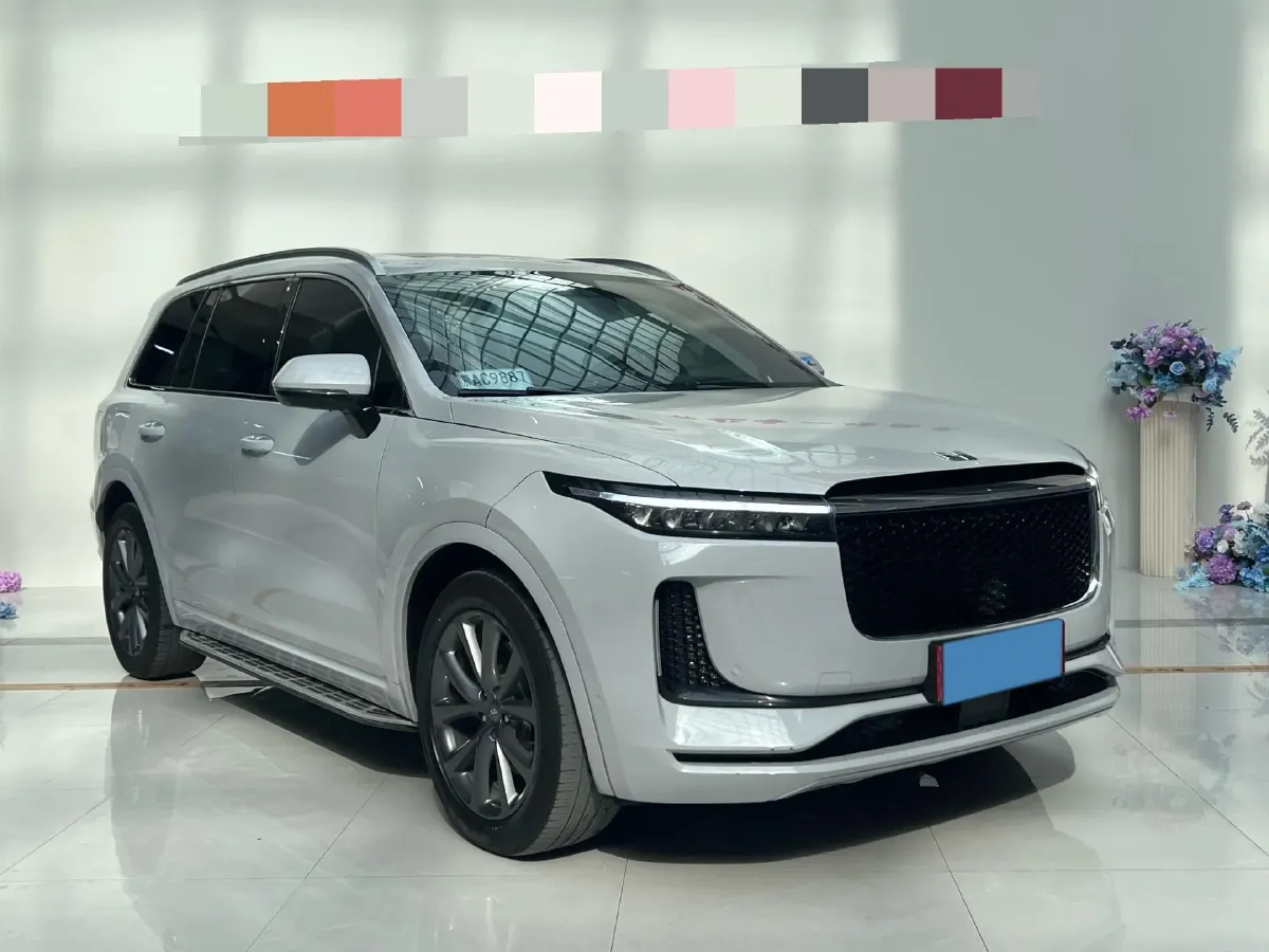 2020 Li ONE Range Extended 131HP REEV 40.5KWH,autocango,china used car exporter,china ev exporter,chinese used car exporter,chinese used ev exporter