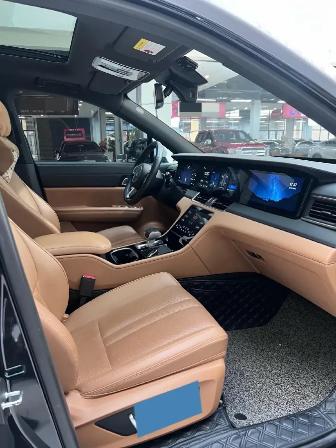 2020 Li ONE Range Extended 131HP REEV 40.5KWH,autocango,china used car exporter,china ev exporter,chinese used car exporter,chinese used ev exporter