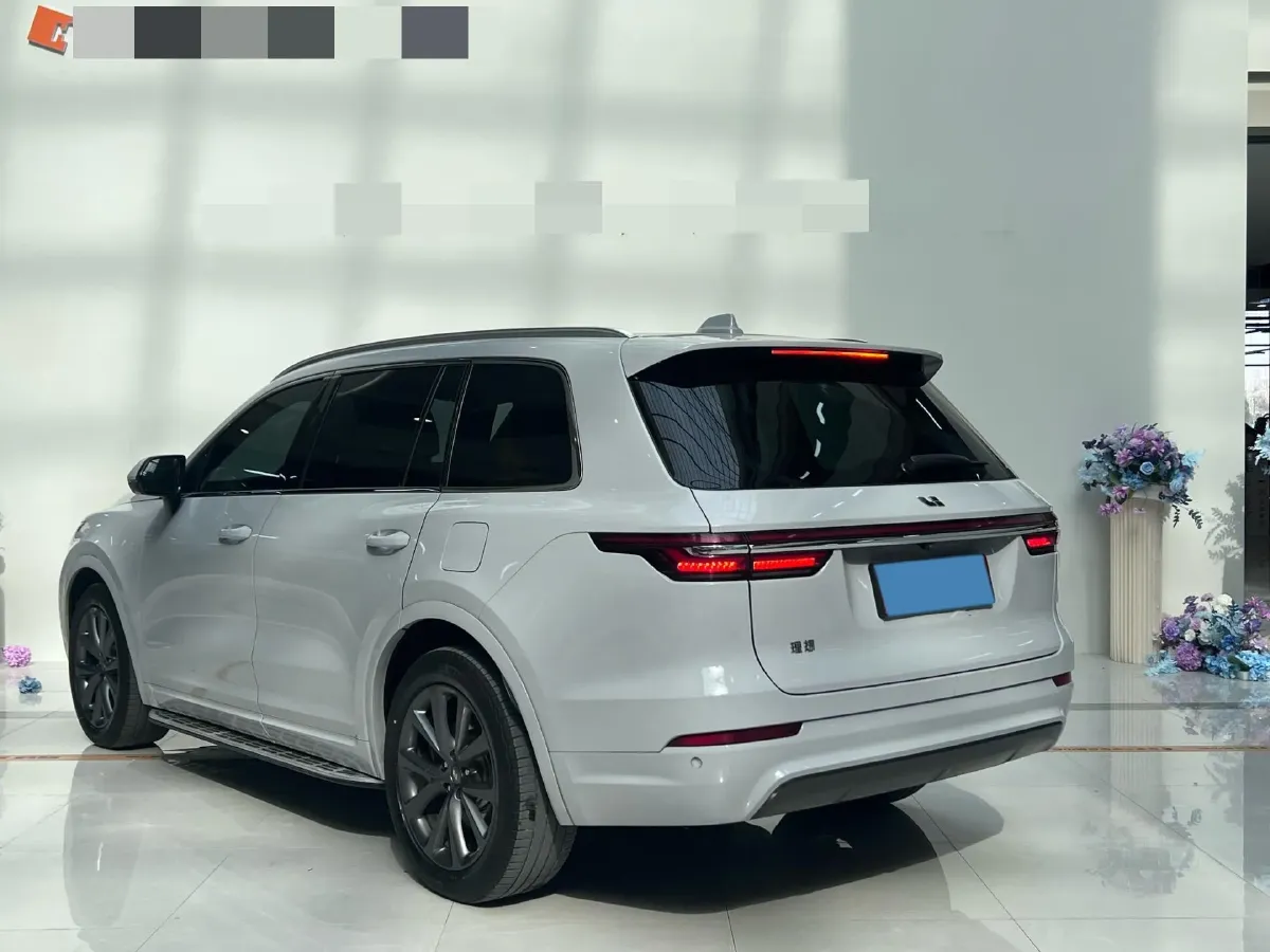 2020 Li ONE Range Extended 131HP REEV 40.5KWH,autocango,china used car exporter,china ev exporter,chinese used car exporter,chinese used ev exporter