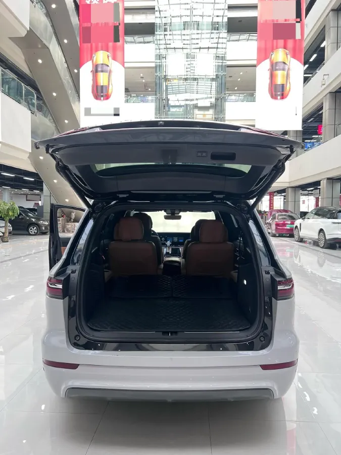 2020 Li ONE Range Extended 131HP REEV 40.5KWH,autocango,china used car exporter,china ev exporter,chinese used car exporter,chinese used ev exporter