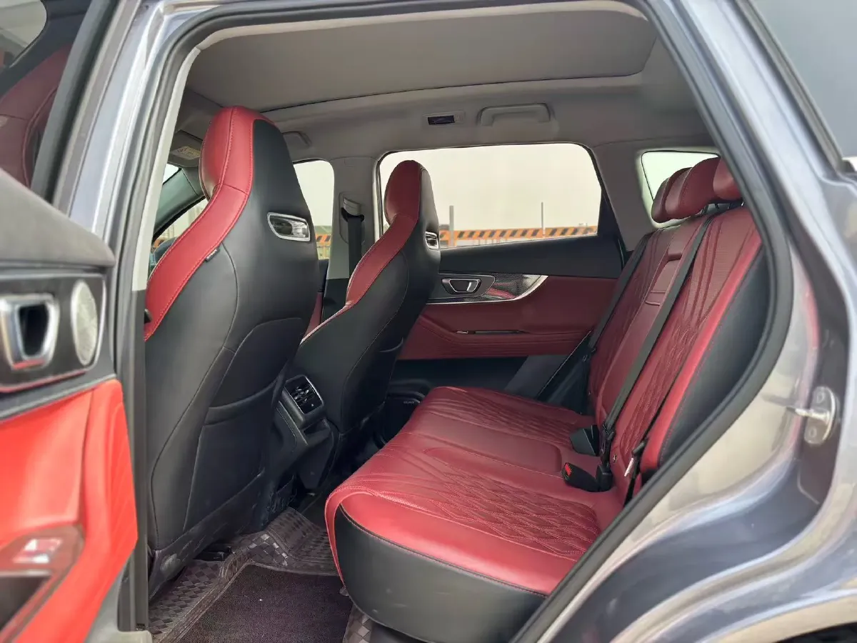 2023 Chery Tiggo 7 Plus 1.6T 197HP L4 7DCT,autocango,china used car exporter,china ev exporter,chinese used car exporter,chinese used ev exporter