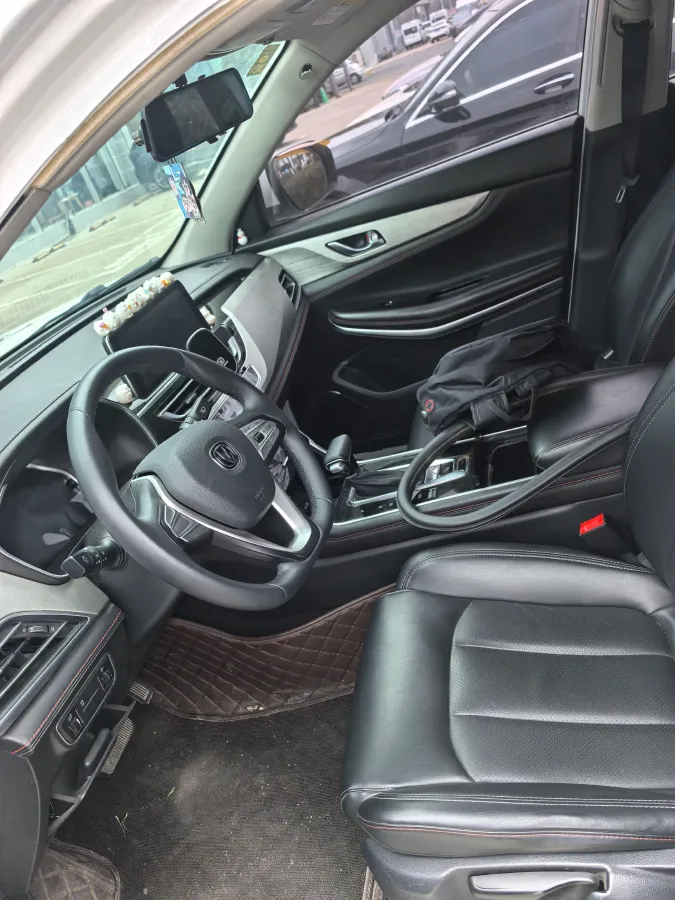 2020 ChangAn CS75 1.5T 178HP L4 7DCT,autocango,china used car exporter,china ev exporter,chinese used car exporter,chinese used ev exporter