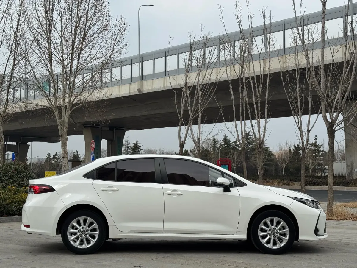 2021 Toyota Corolla 1.2T 116HP L4 CVT,autocango,china used car exporter,china ev exporter,chinese used car exporter,chinese used ev exporter
