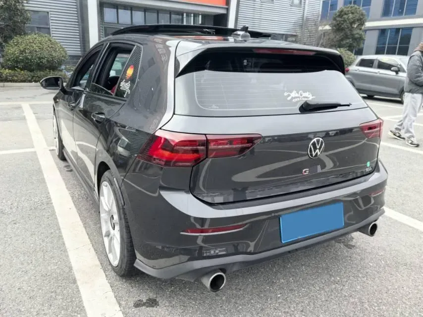 2021 Volkswagen GolfGTI 2.0T 220HP L4 7DCT,autocango,china used car exporter,china ev exporter,chinese used car exporter,chinese used ev exporter