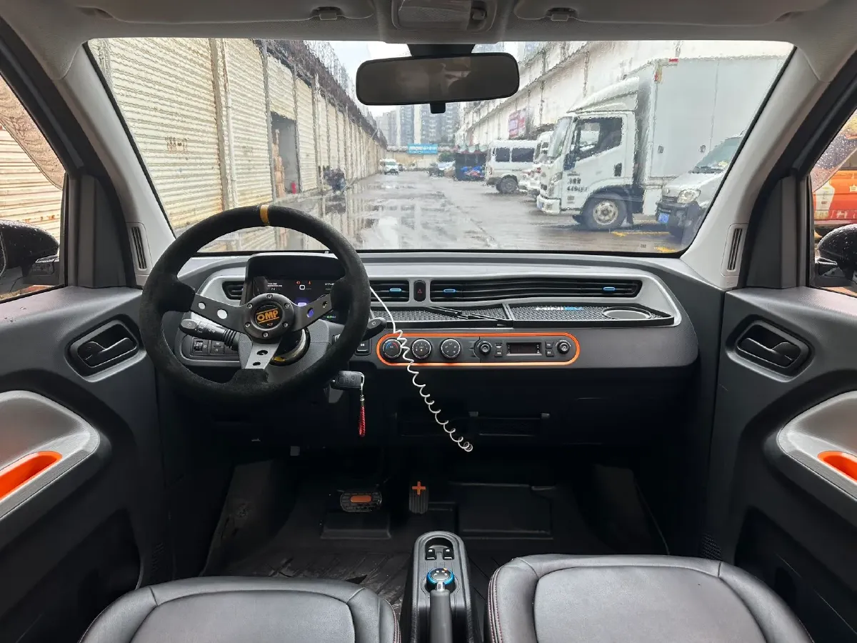 2021 WuLing HongGuang MINI EV BEV 13.9KWH,autocango,china used car exporter,china ev exporter,chinese used car exporter,chinese used ev exporter