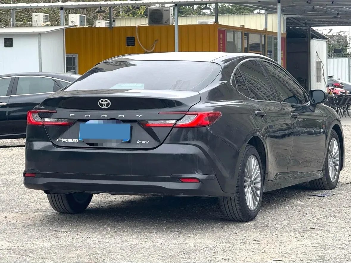 2024 Toyota Camry 2.0L 152HP L4 E-CVT Hybrid,autocango,china used car exporter,china ev exporter,chinese used car exporter,chinese used ev exporter
