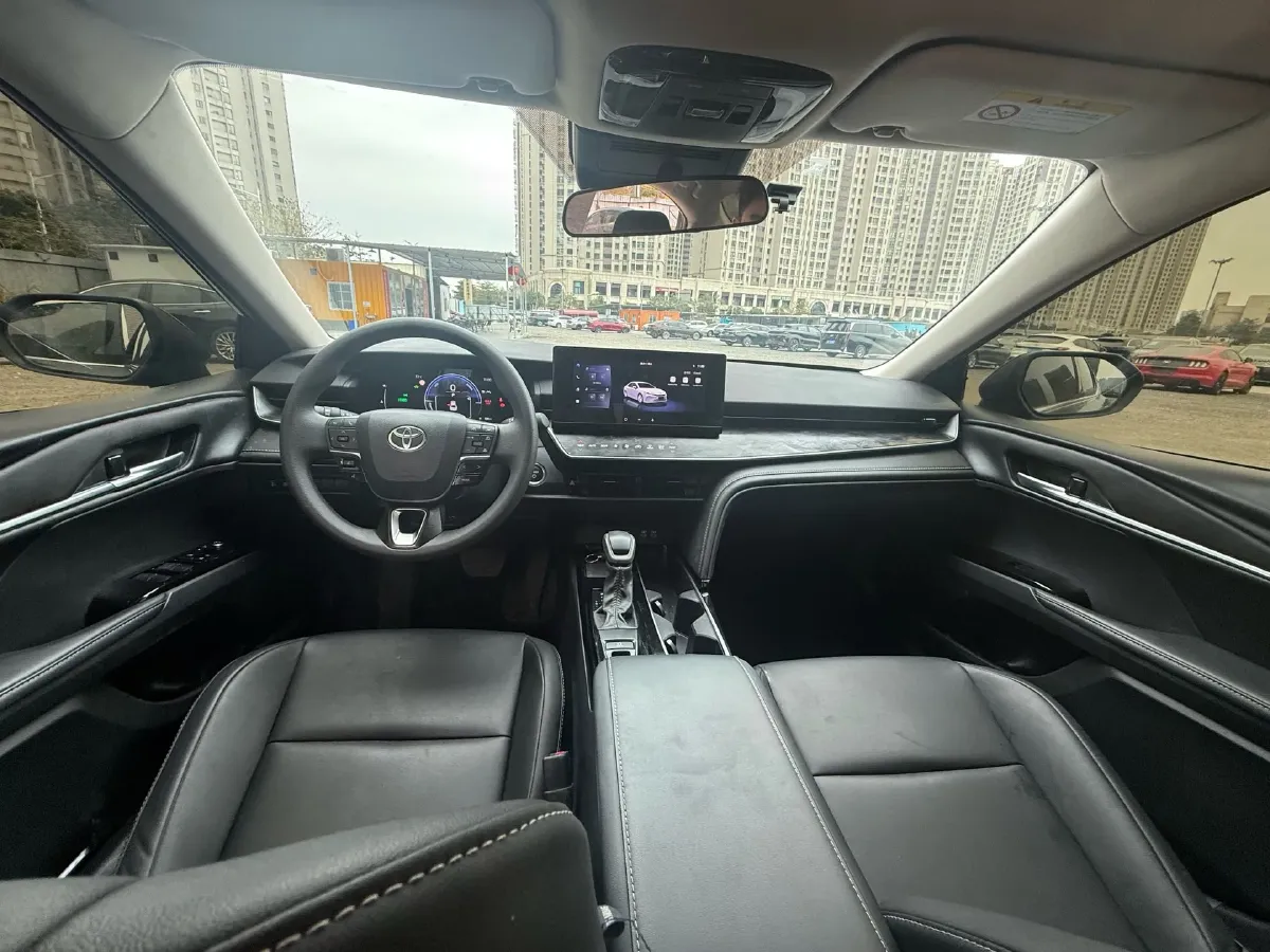 2024 Toyota Camry 2.0L 152HP L4 E-CVT Hybrid,autocango,china used car exporter,china ev exporter,chinese used car exporter,chinese used ev exporter