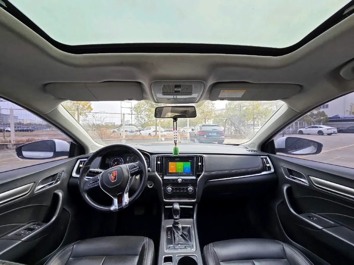 2017 Roewe i6 1.5T 169HP L4 7DCT,autocango,china used car exporter,china ev exporter,chinese used car exporter,chinese used ev exporter