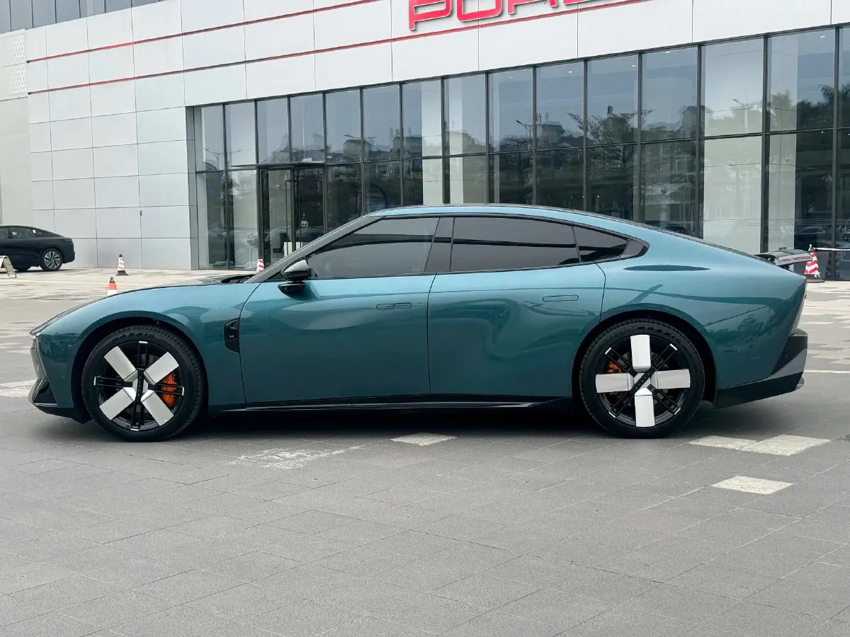 2025 Xpeng P7 BEV,autocango,china used car exporter,china ev exporter,chinese used car exporter,chinese used ev exporter