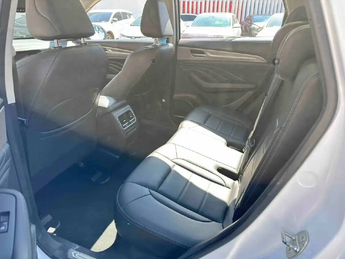 2019 Haval F7 1.5T 169HP L4 7DCT,autocango,china used car exporter,china ev exporter,chinese used car exporter,chinese used ev exporter