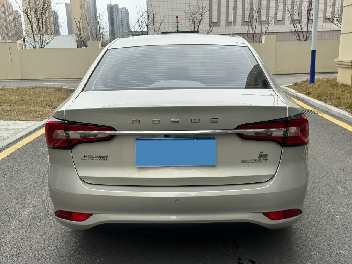 2020 Roewe i5 1.5L 120HP L4 CVT,autocango,china used car exporter,china ev exporter,chinese used car exporter,chinese used ev exporter