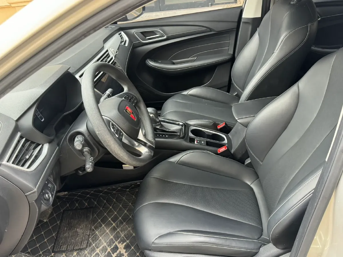 2020 Roewe i5 1.5L 120HP L4 CVT,autocango,china used car exporter,china ev exporter,chinese used car exporter,chinese used ev exporter