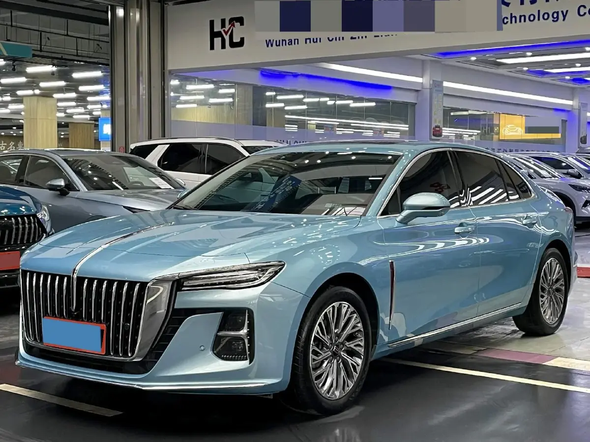 2023 HongQi H5 2.0T 224HP L4 8AT