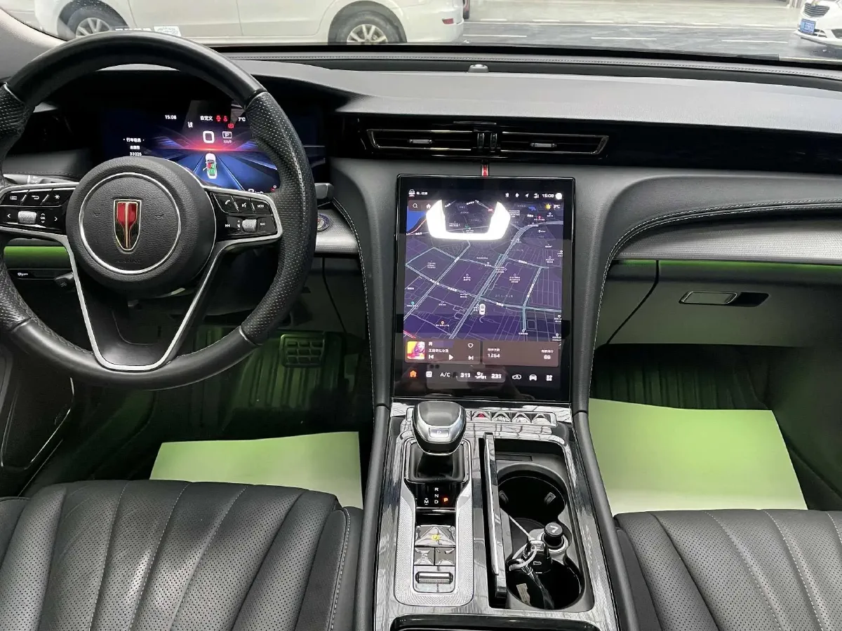 2023 HongQi H5 2.0T 224HP L4 8AT,autocango,china used car exporter,china ev exporter,chinese used car exporter,chinese used ev exporter