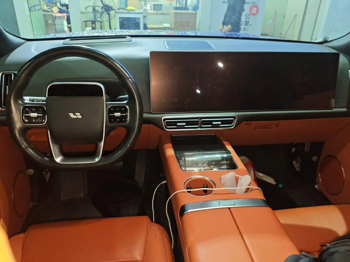 2024 Li L9 Range Extended 154HP REEV 52.3KWH,autocango,china used car exporter,china ev exporter,chinese used car exporter,chinese used ev exporter