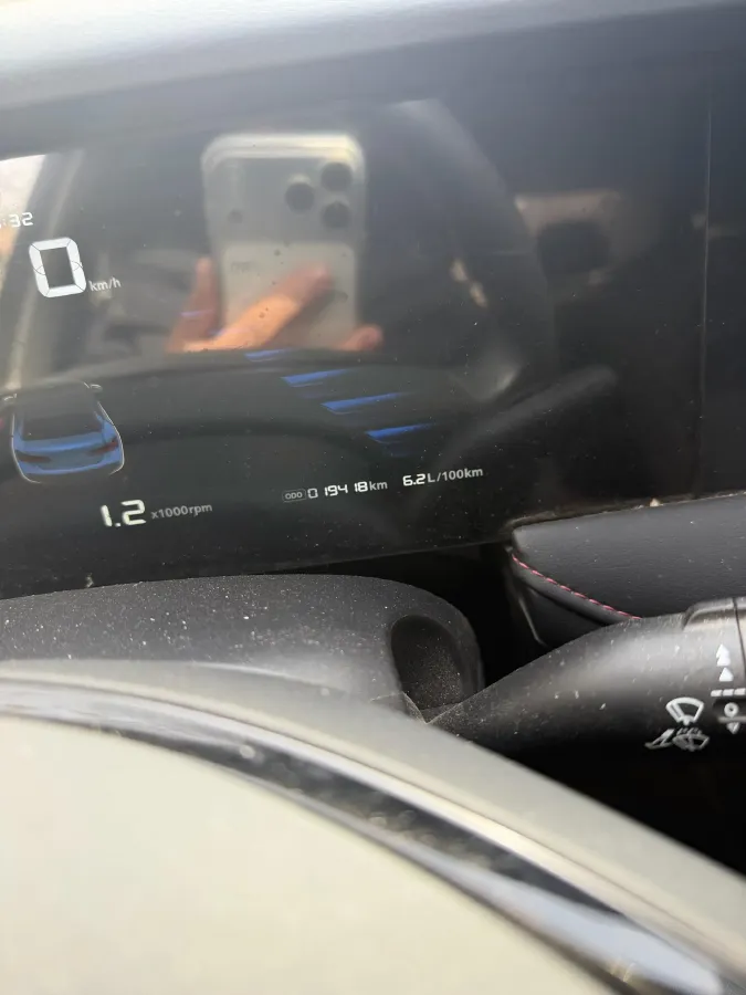 2023 Roewe i5 1.5L 129HP L4 5MT,autocango,china used car exporter,china ev exporter,chinese used car exporter,chinese used ev exporter