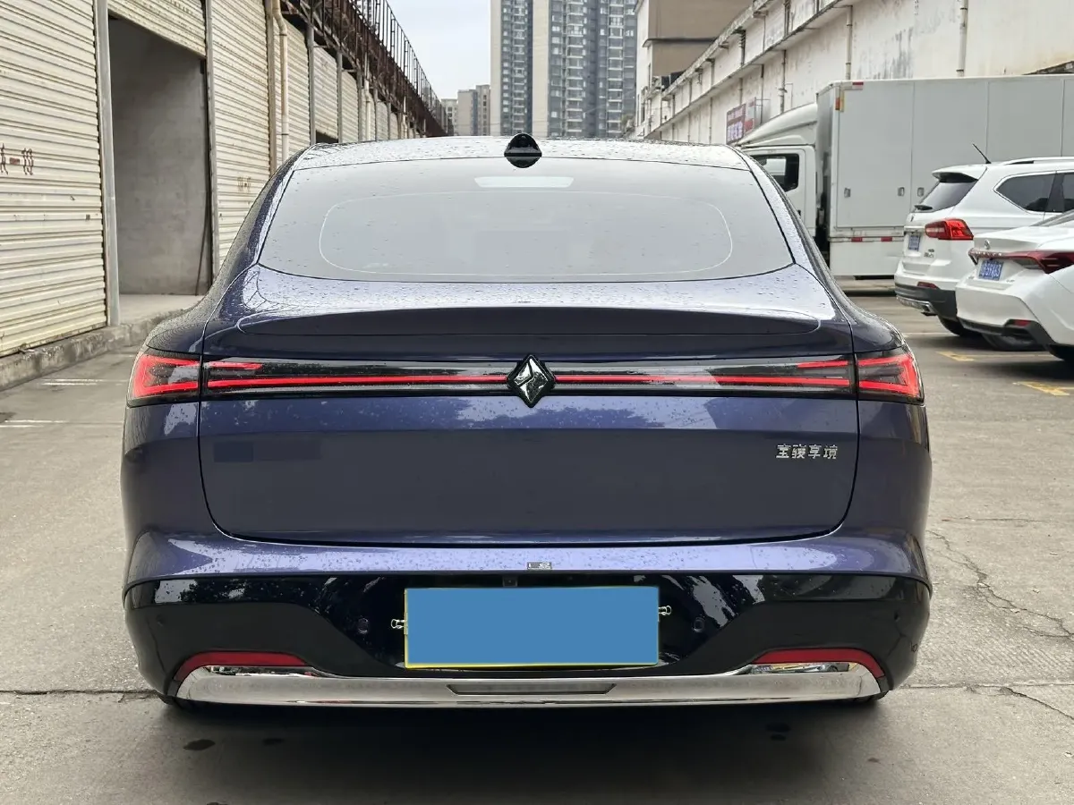 2025 BaoJun XiangJing 1.5T 143HP L4 1DHT PHEV,autocango,china used car exporter,china ev exporter,chinese used car exporter,chinese used ev exporter