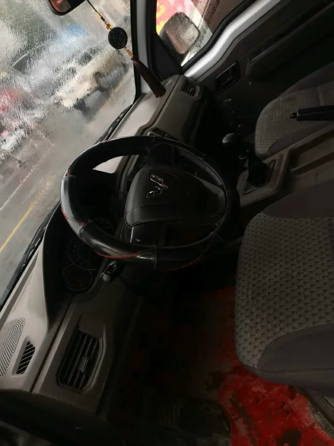 2022 WuLing RongGuang New Truck 1.5L 102HP L4 5MT,autocango,china used car exporter,china ev exporter,chinese used car exporter,chinese used ev exporter