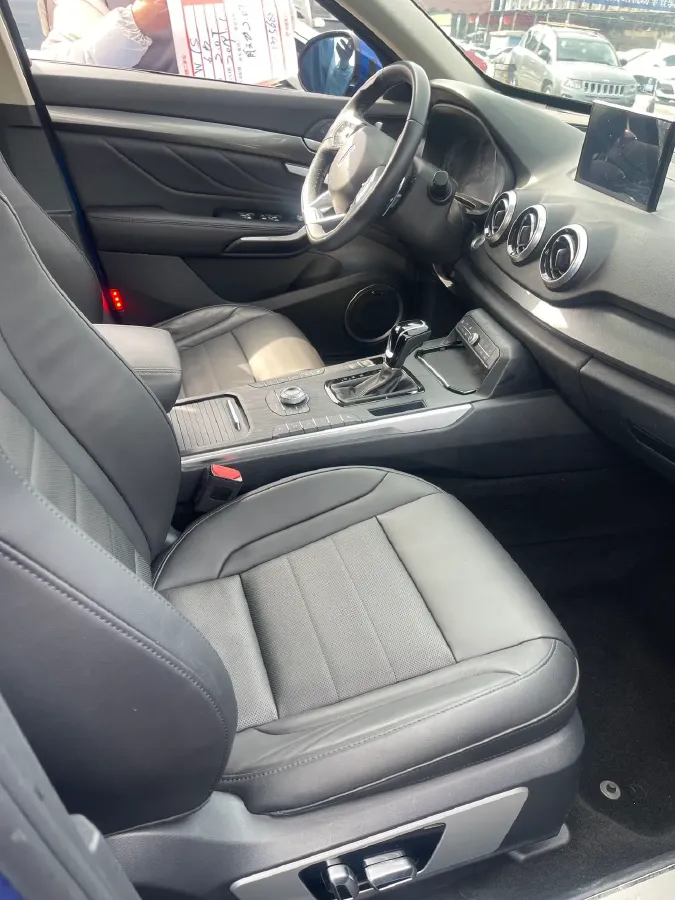 2017 WEY VV7 2.0T 234HP L4 7DCT,autocango,china used car exporter,china ev exporter,chinese used car exporter,chinese used ev exporter