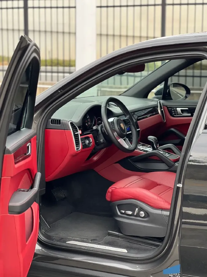 2019 Porsche Cayenne 3.0T 340HP V6 8AT,autocango,china used car exporter,china ev exporter,chinese used car exporter,chinese used ev exporter