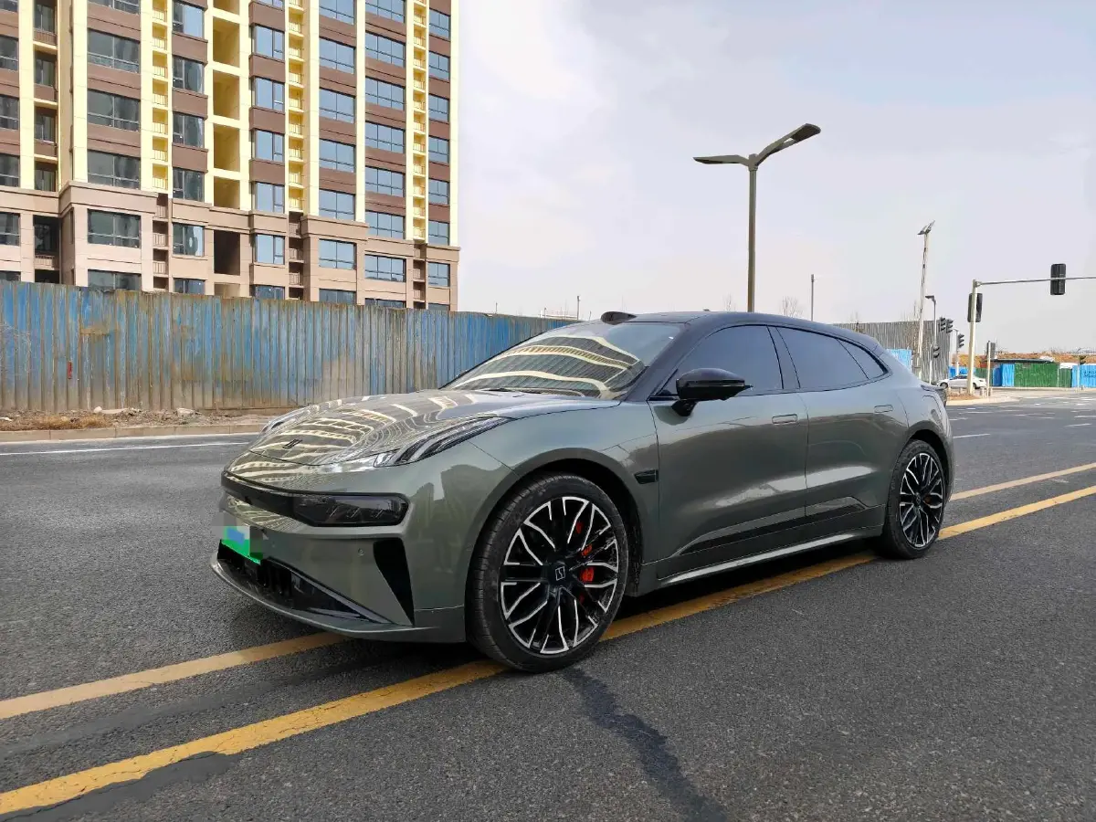 2025 Zeekr 001 BEV 100KWH