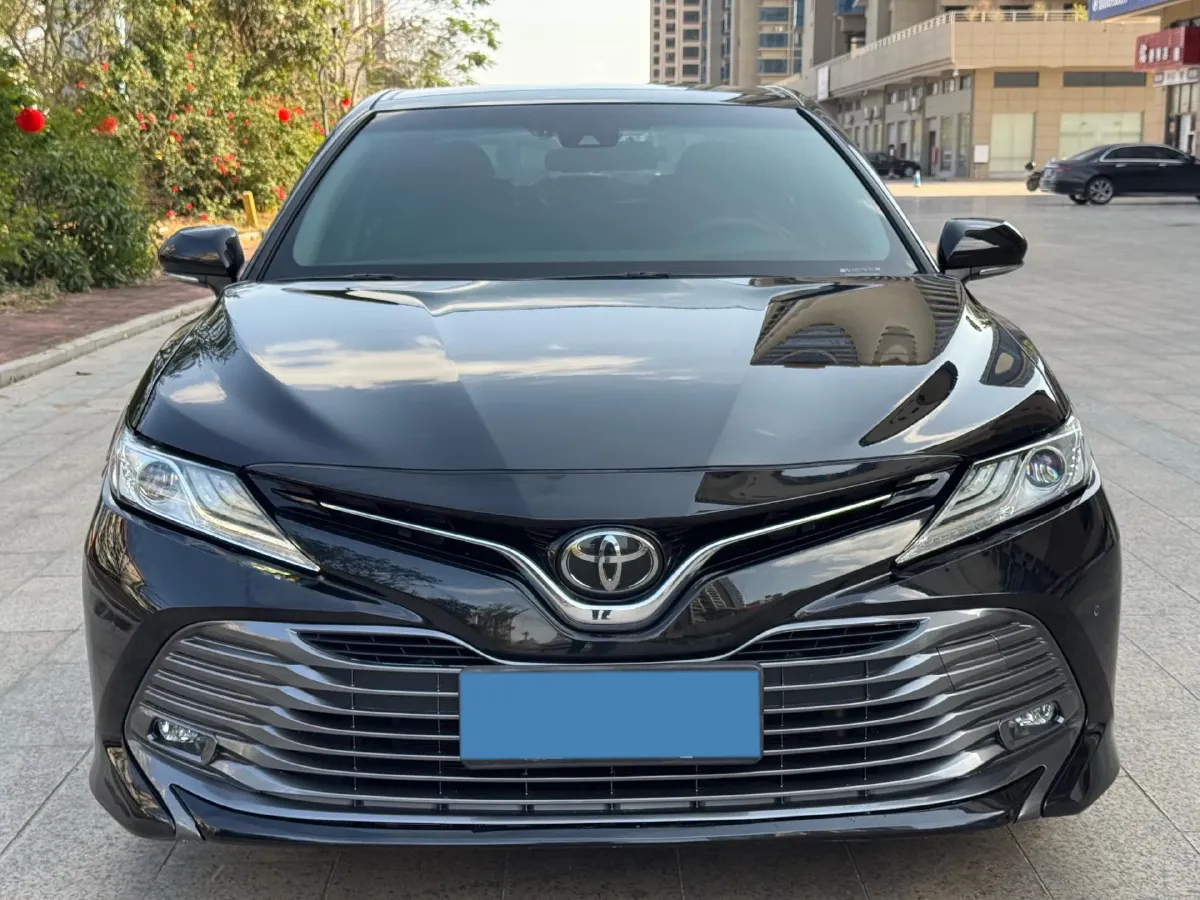 2019 Toyota Camry 2.5L 209HP L4 8AT,autocango,china used car exporter,china ev exporter,chinese used car exporter,chinese used ev exporter