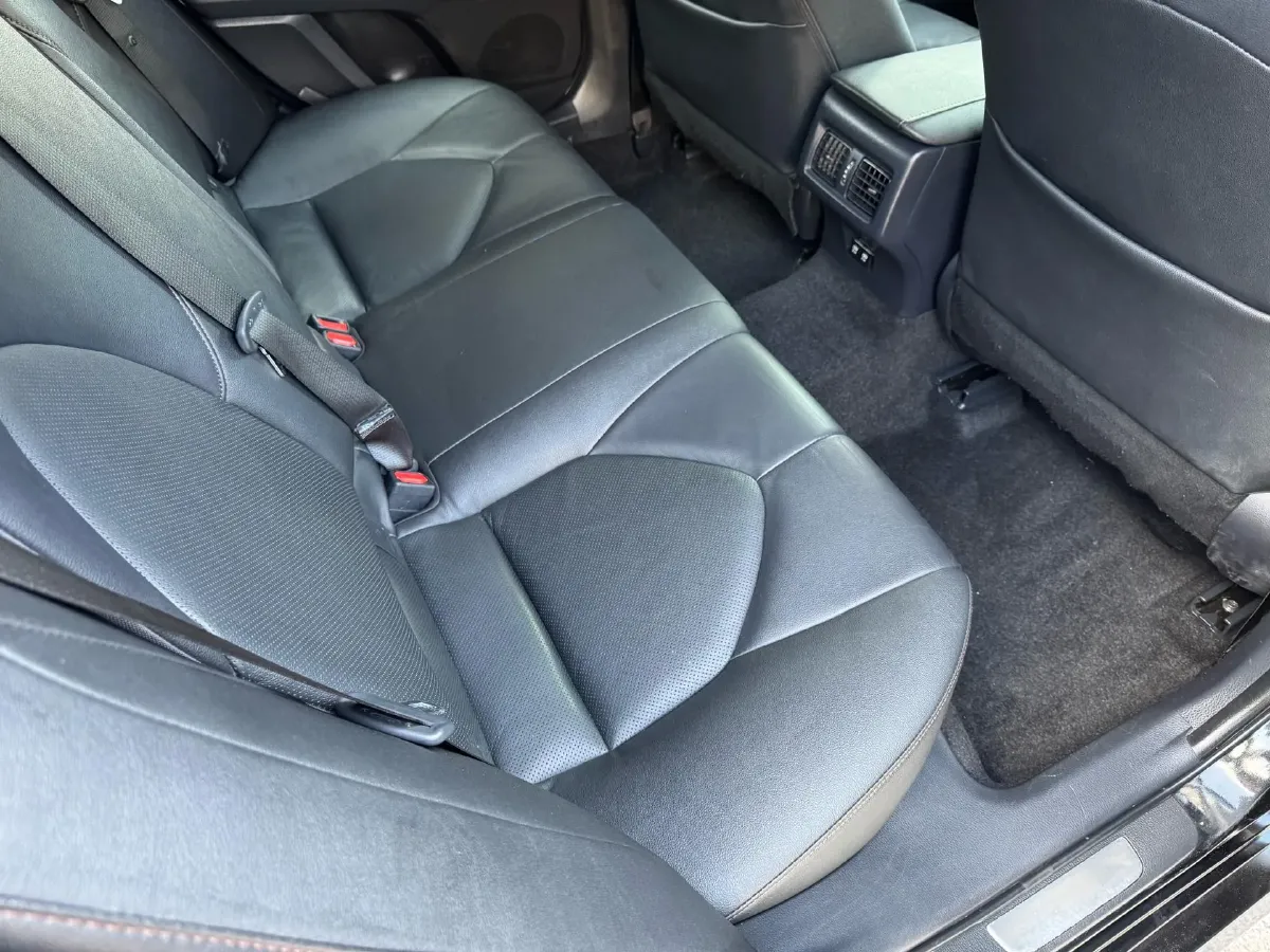 2019 Toyota Camry 2.5L 209HP L4 8AT,autocango,china used car exporter,china ev exporter,chinese used car exporter,chinese used ev exporter