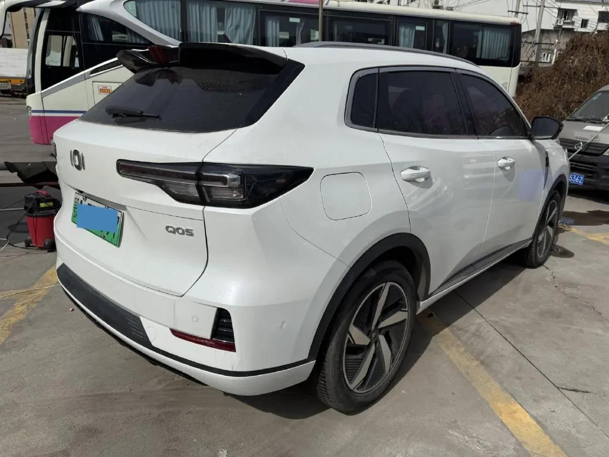 2023 Venucia VX6 BEV 62KWH,autocango,china used car exporter,china ev exporter,chinese used car exporter,chinese used ev exporter