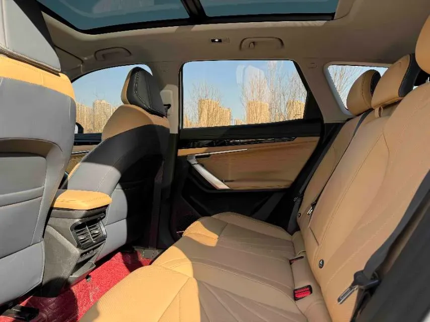 2023 Geely StarRay 1.5T 181HP L4 7DCT,autocango,china used car exporter,china ev exporter,chinese used car exporter,chinese used ev exporter