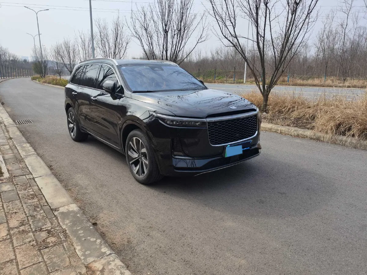 2021 Li ONE Range Extended 131HP REEV 40.5KWH,autocango,china used car exporter,china ev exporter,chinese used car exporter,chinese used ev exporter