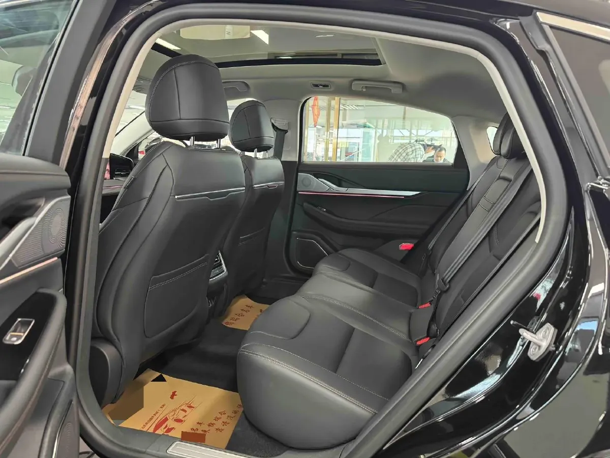 2025 Lincoln Z 2.0T 261HP L4 8AT,autocango,china used car exporter,china ev exporter,chinese used car exporter,chinese used ev exporter