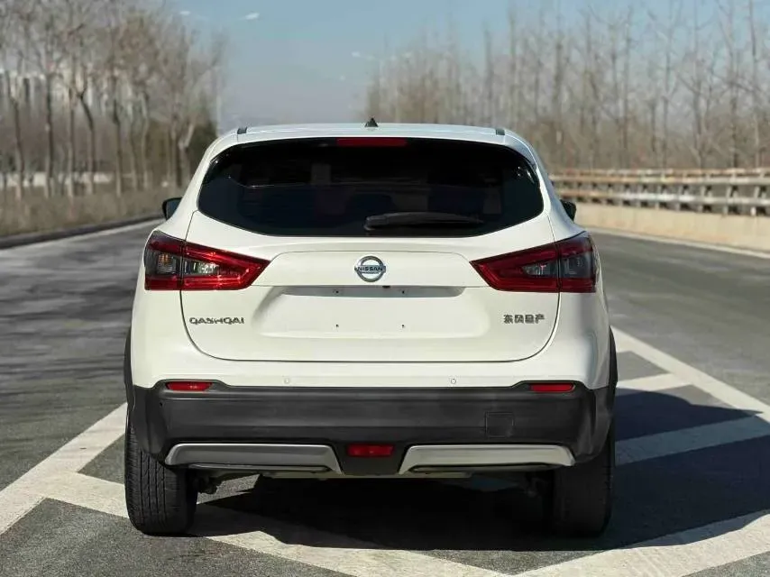 2021 Nissan Qashqai 2.0L 151HP L4 CVT,autocango,china used car exporter,china ev exporter,chinese used car exporter,chinese used ev exporter