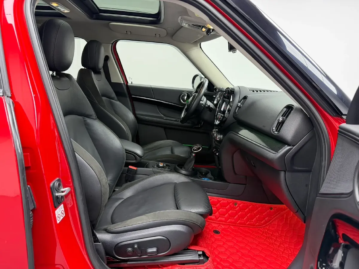 2018 Jeep Grand Commander 2.0T 234HP L4 9AT,autocango,china used car exporter,china ev exporter,chinese used car exporter,chinese used ev exporter