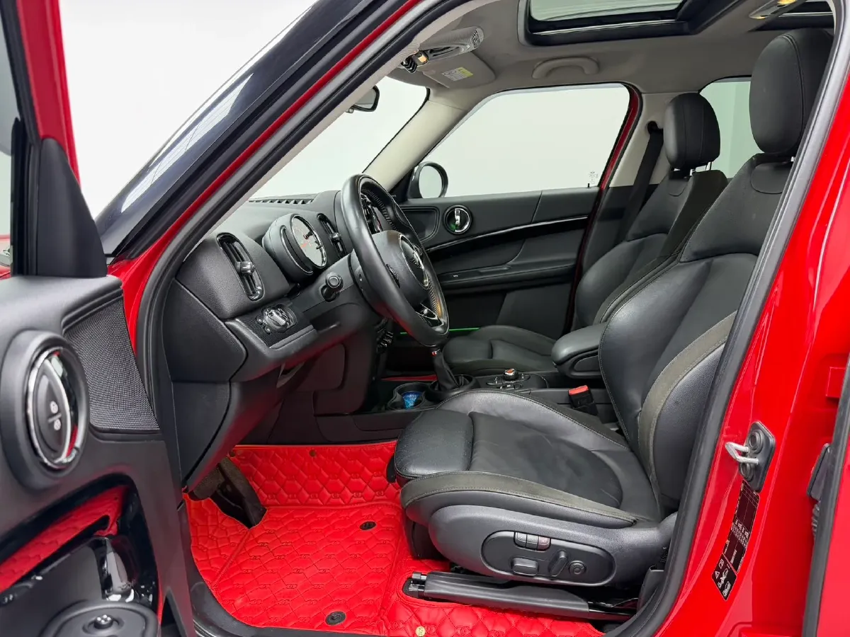 2018 Jeep Grand Commander 2.0T 234HP L4 9AT,autocango,china used car exporter,china ev exporter,chinese used car exporter,chinese used ev exporter