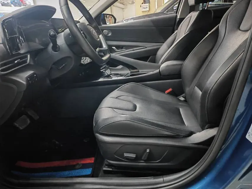 2021 Hyundai Elantra 1.5L 115HP L4 CVT,autocango,china used car exporter,china ev exporter,chinese used car exporter,chinese used ev exporter