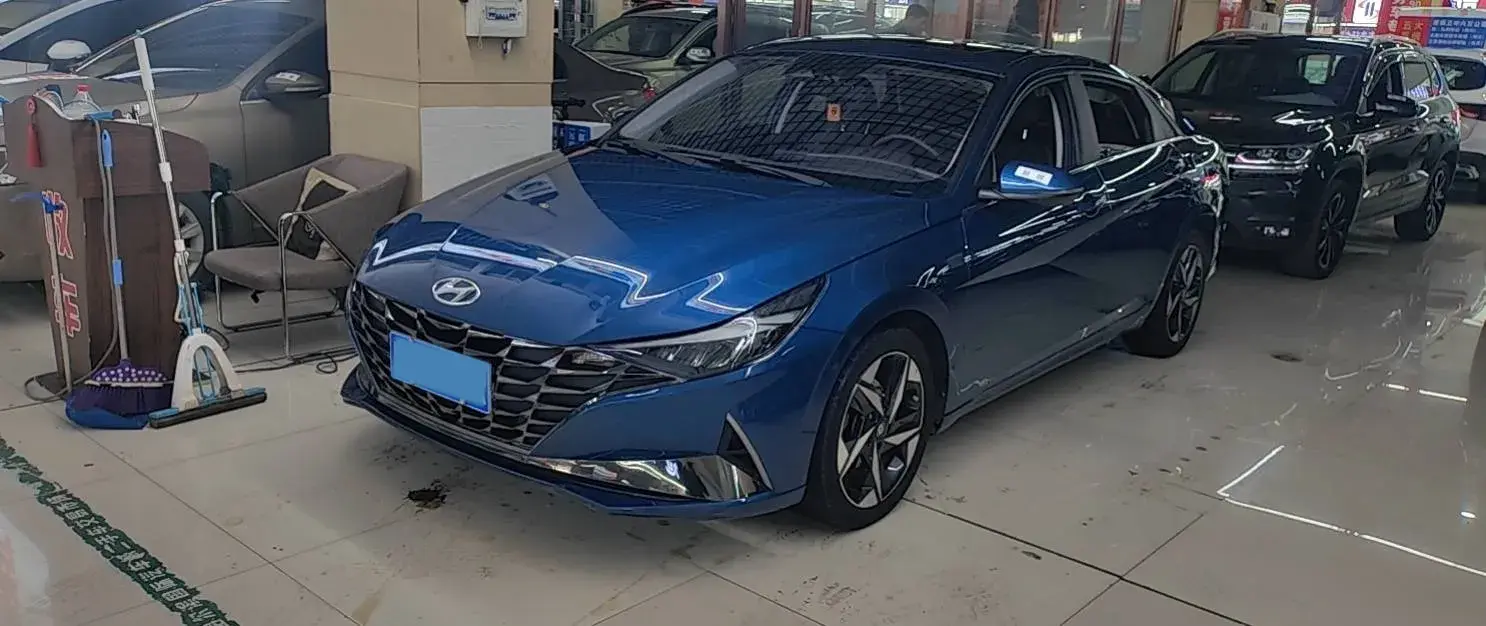 2021 Hyundai Elantra 1.5L 115HP L4 CVT