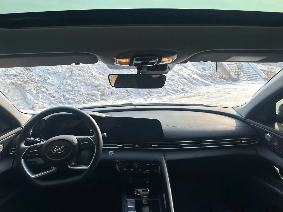 2022 Hyundai Elantra 1.5L 115HP L4 CVT,autocango,china used car exporter,china ev exporter,chinese used car exporter,chinese used ev exporter