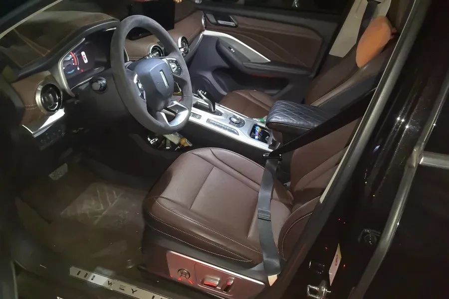 2020 WEY VV6 2.0T 227HP L4 7DCT,autocango,china used car exporter,china ev exporter,chinese used car exporter,chinese used ev exporter