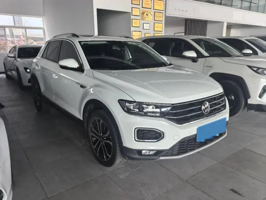 2022 Volkswagen T-Roc 1.4T 150HP L4 7DCT,autocango,china used car exporter,china ev exporter,chinese used car exporter,chinese used ev exporter